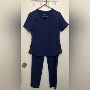 Jaanuu Scrub Set in Navy